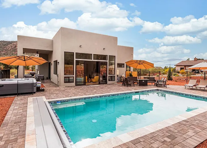 Sanctuary Luxury Pool &